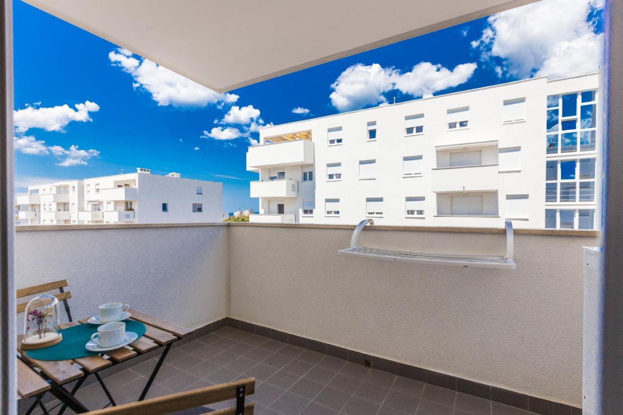 Tanja Modern Apartment With Balcony And Parking Garage ซาดาร์ ภายนอก รูปภาพ