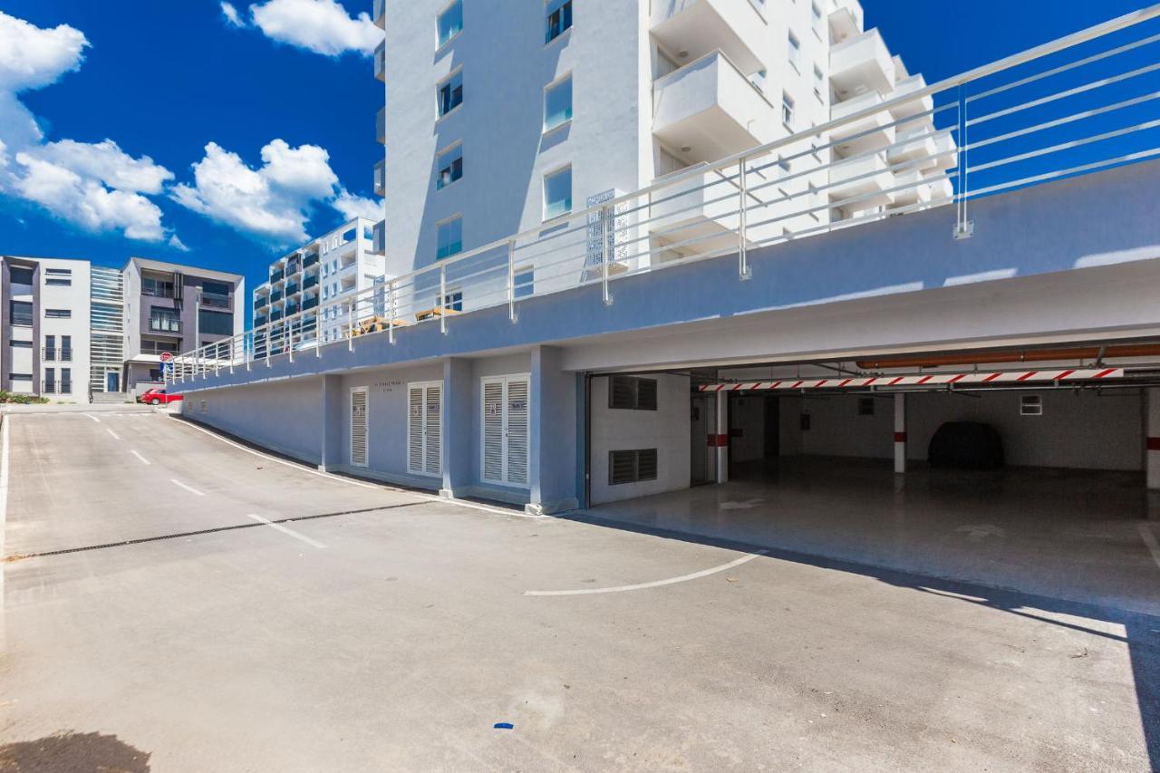 Tanja Modern Apartment With Balcony And Parking Garage ซาดาร์ ภายนอก รูปภาพ