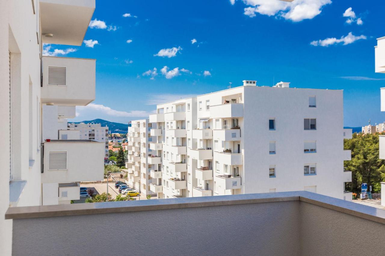 Tanja Modern Apartment With Balcony And Parking Garage ซาดาร์ ภายนอก รูปภาพ